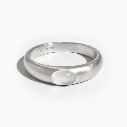 White Mother of Pearl Sterling Silver Ring