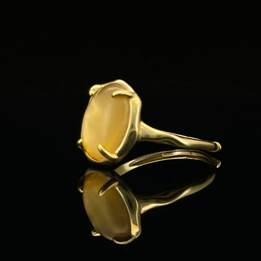Golden Citrine Ring – Radiant Heart