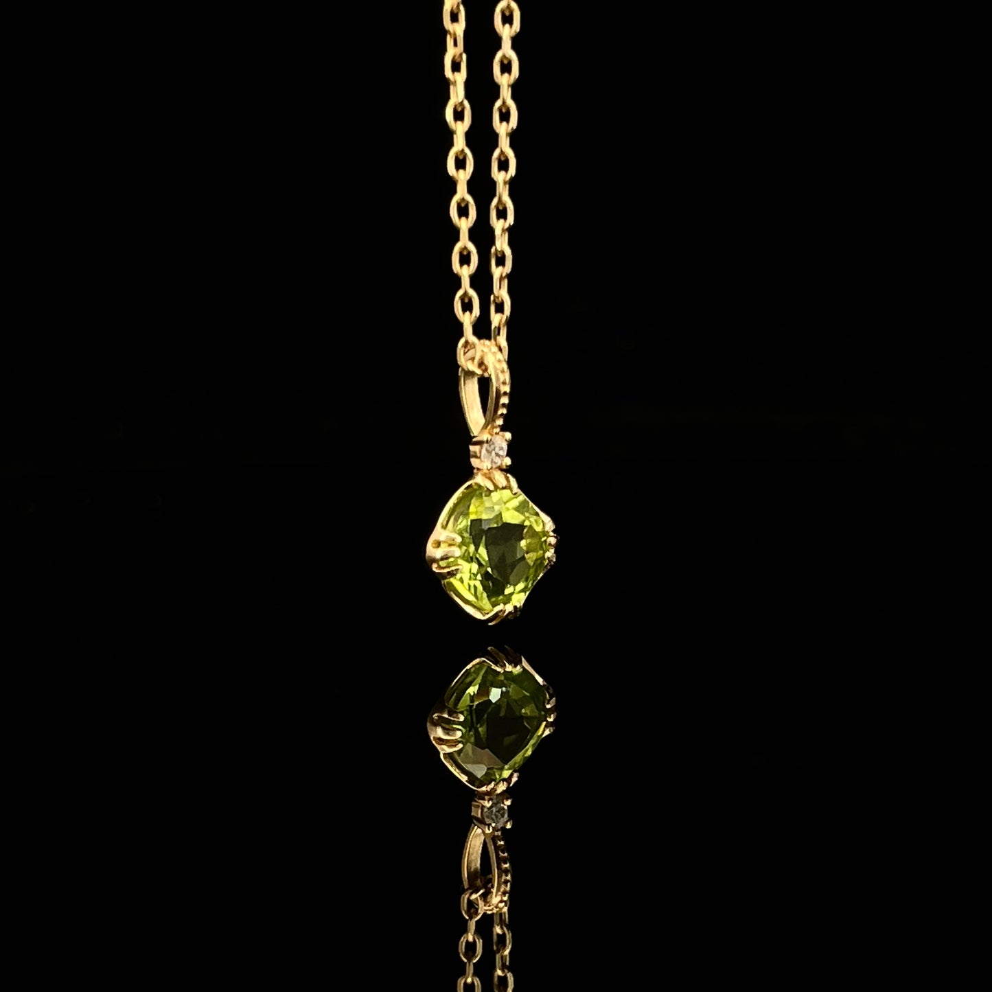 Peridot & Zircon Pendant Necklace – Serene Brilliance