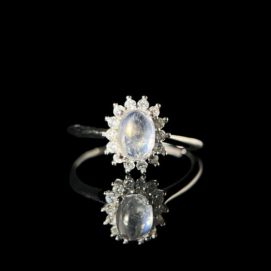 Lunar Glow Ring – Peaceful Mind